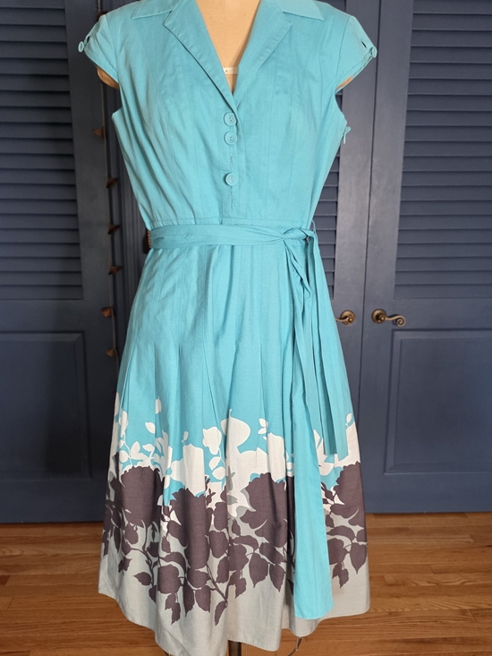 Adrianna Papell Dresses & Skirts - STUNNING Adrianna Papell Turquoise Border Print Shirt Dress ✨